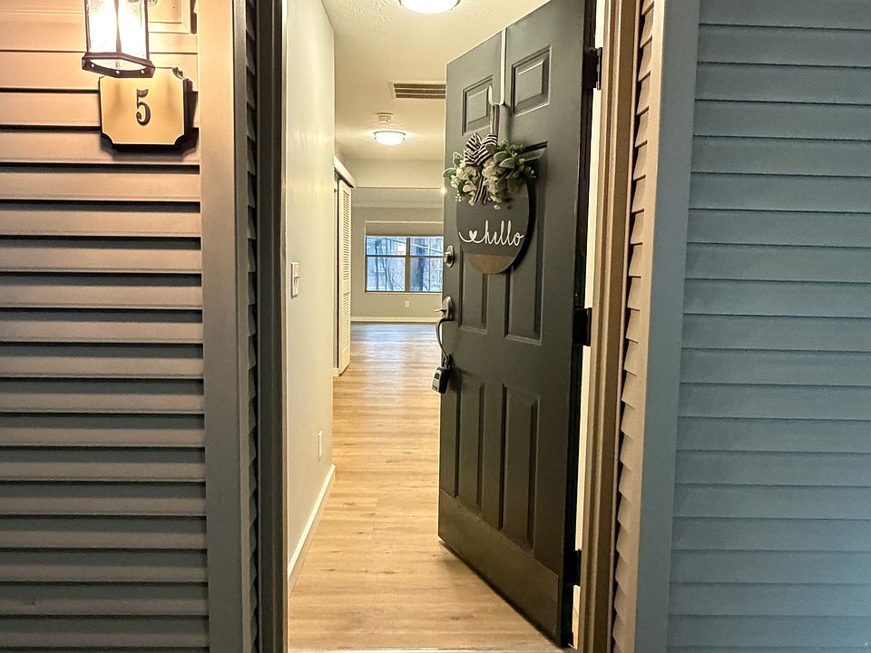 1st image of 5 W Lincoln St #5