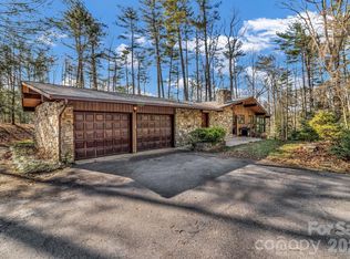 3 Frith Dr, Asheville, NC 28803