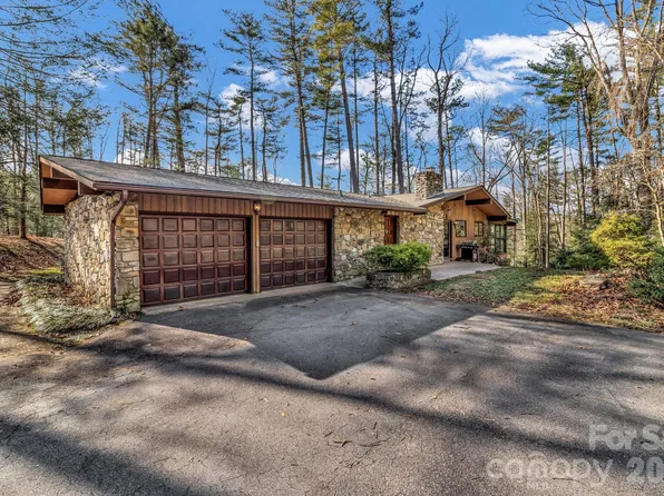 3 Frith Dr, Asheville, NC 28803