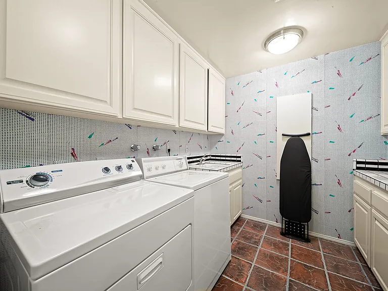 6410 Sea Cove Dr — Photo 56