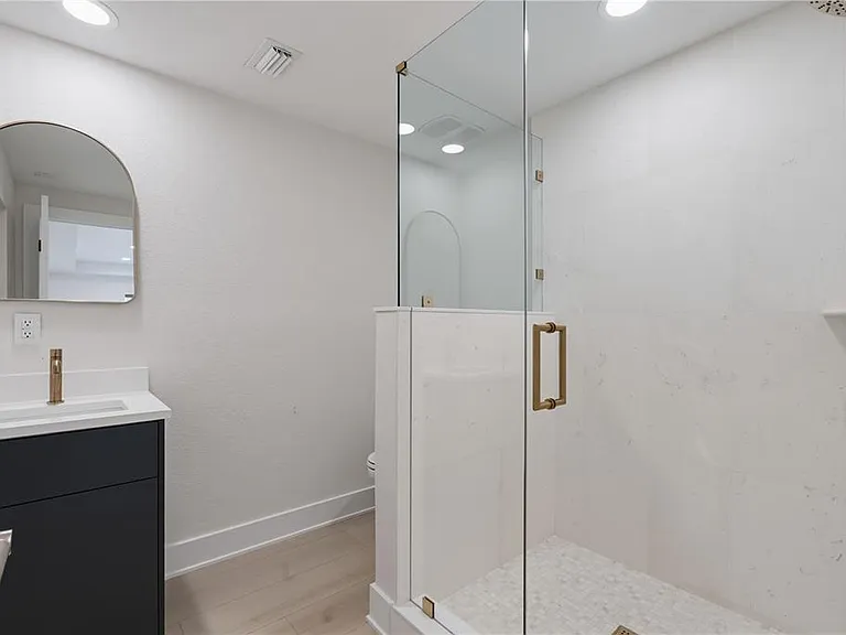 24 Adalia Ave — Photo 9