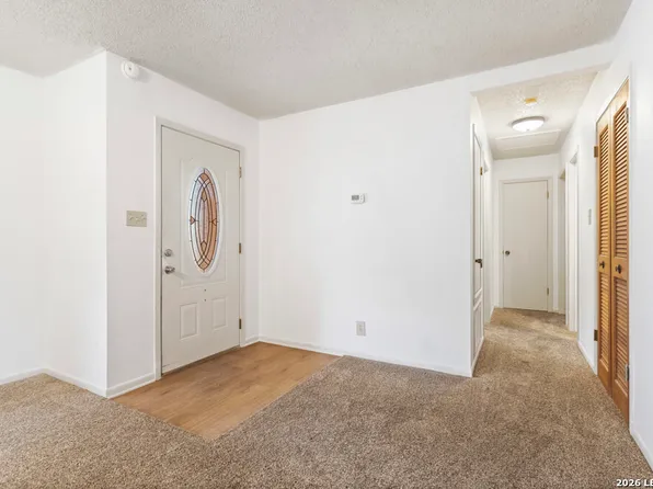292 Montague, Bandera, TX 78003