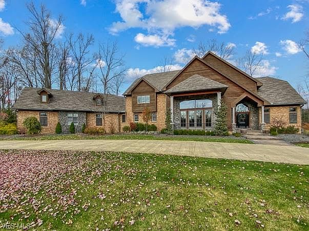 1st image of 9020 Briarwood Ct