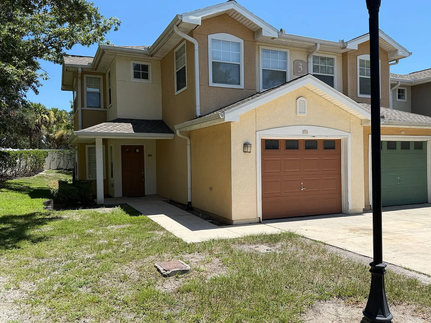 Great End Unit Town home waiting for you. — Photo 3