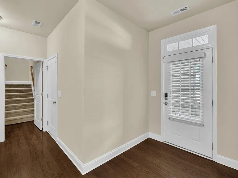 320 Trout Valley Rd — Photo 6