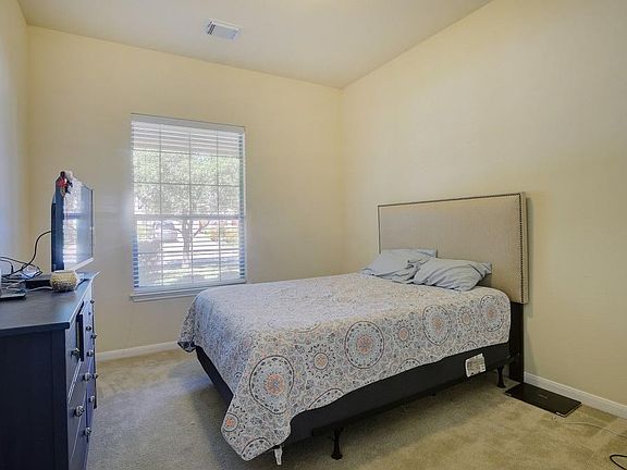 3rd image of 4333 Angelico Ln