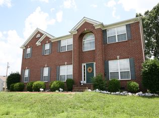 301 John Henry Dr, La Vergne, TN 37086