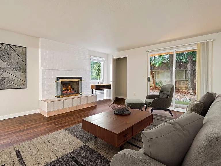 Westmont Apartments — Photo 4