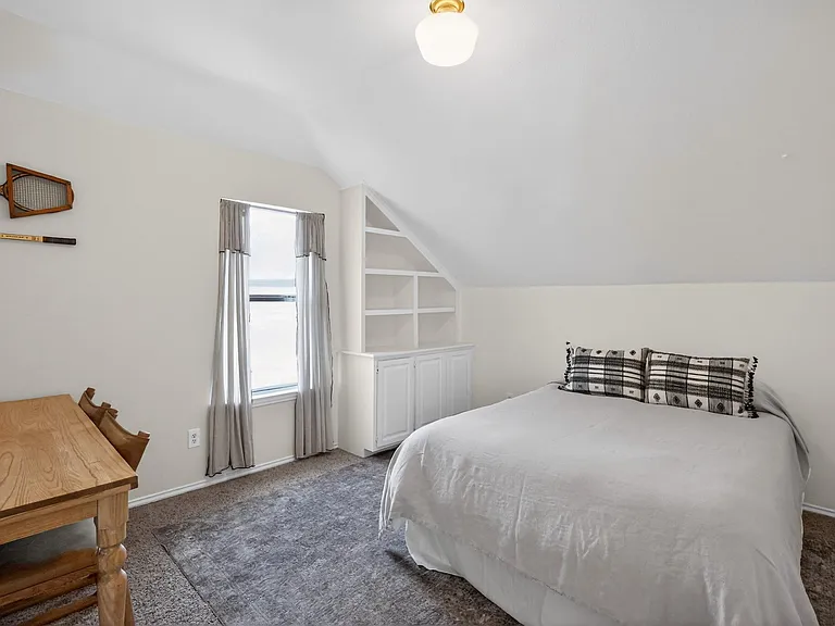 300 N Carriage Hills Dr — Photo 10