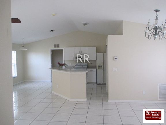 3rd image of 1007 NW 9th Ave