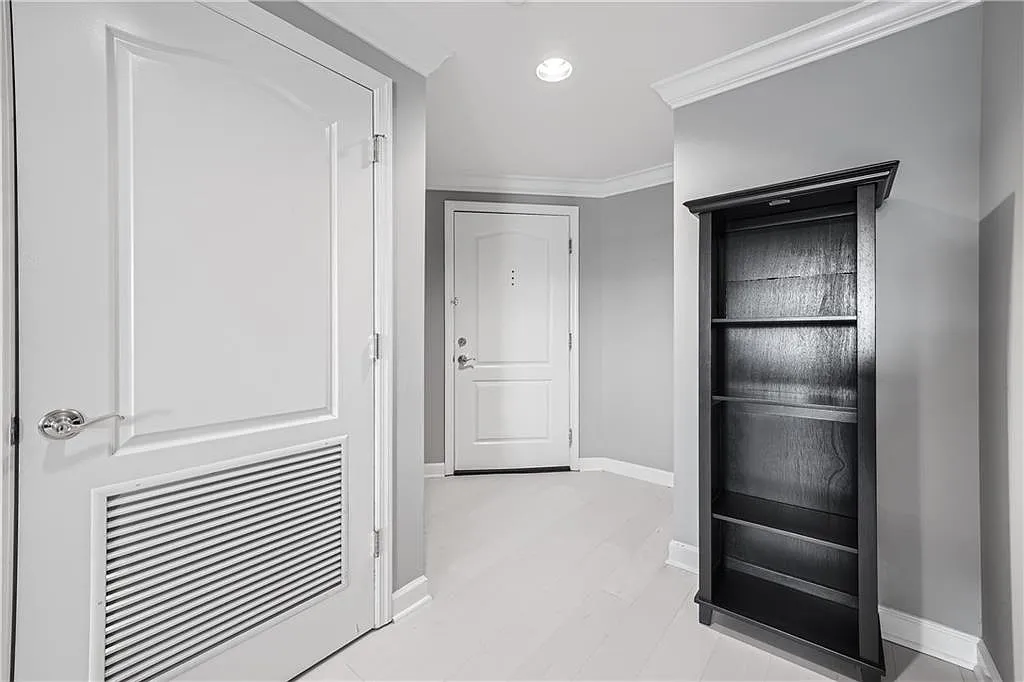 2 bed, 2.0 bath, 1895 sqft, $3,495 — Photo 4