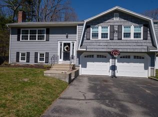 11 Captiva Rd, Walpole, MA 02081