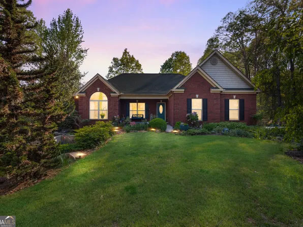 204 Linwood Dr, Demorest, GA 30535