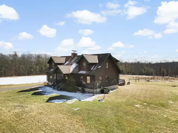 138 Harding Rd, Waverly, NY 14892