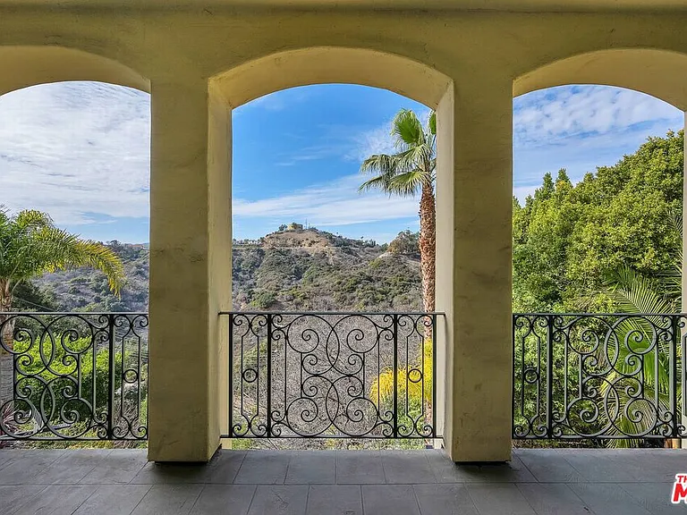 3110 Benedict Canyon Dr — Photo 19