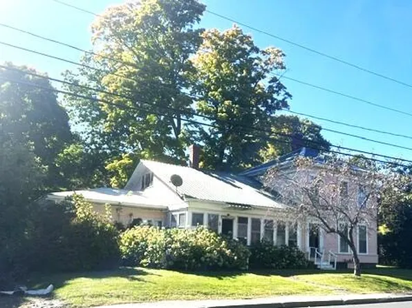 42 Greenville Road, Monson, ME 04464