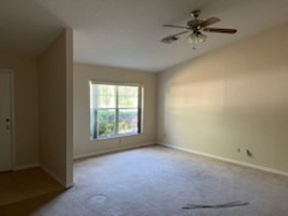 2nd image of 7864 N Golfview Dr