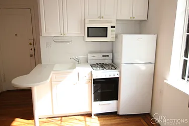 Rented by City Connections Realty