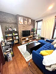 Rented by Best Apartments North Inc