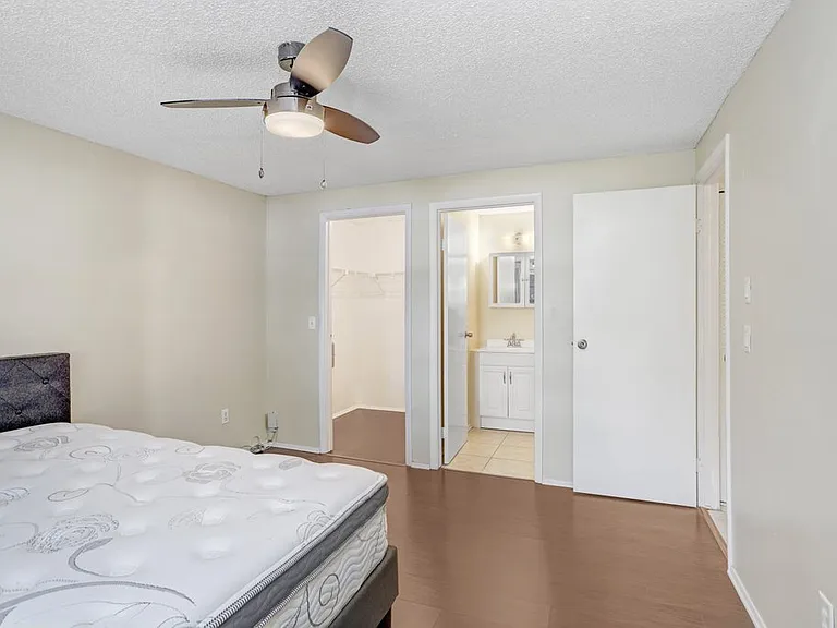 134 Sycamore Ln #F — Photo 13