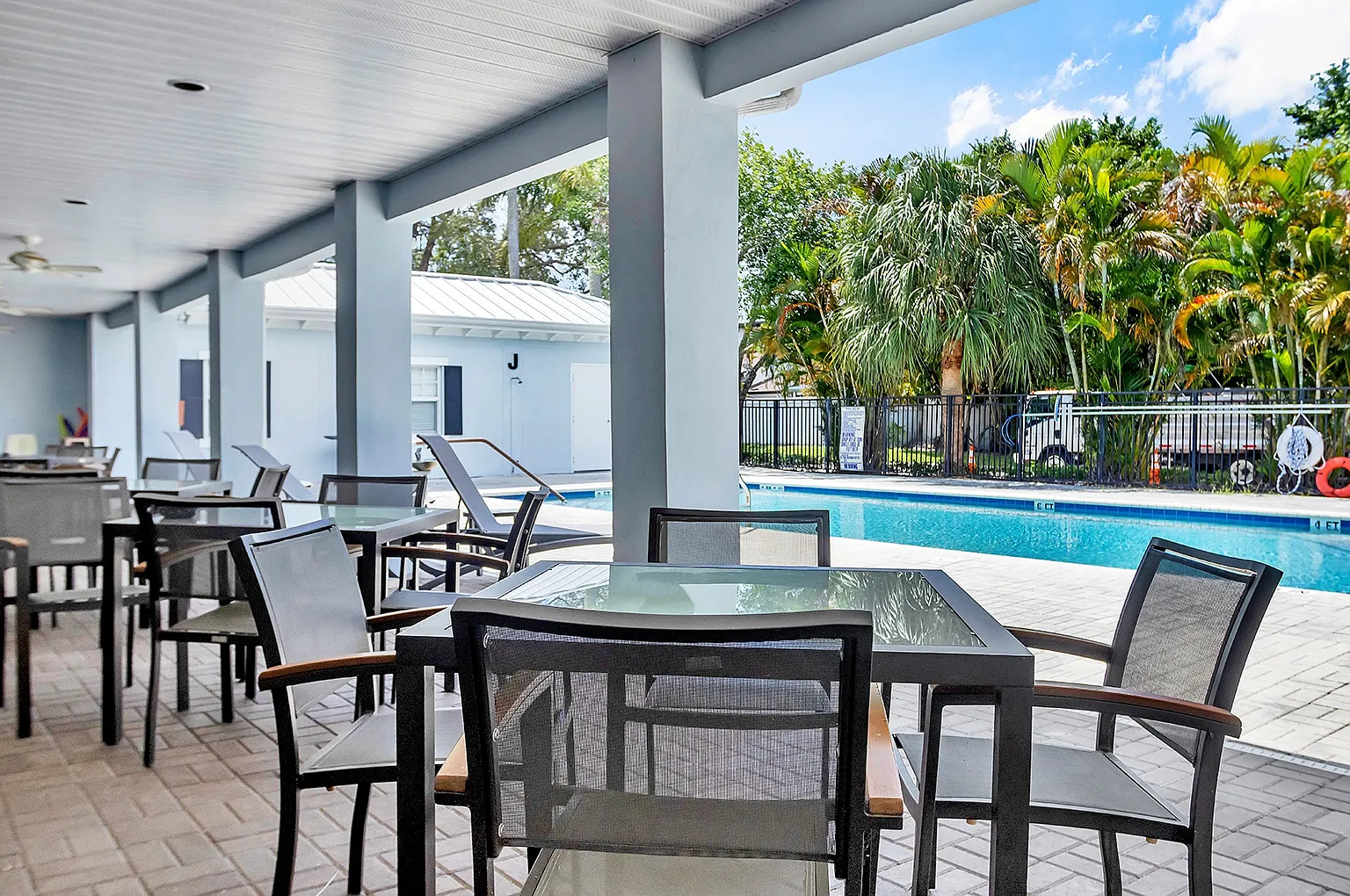 Groves of Delray 62+ Apartments — Photo 4