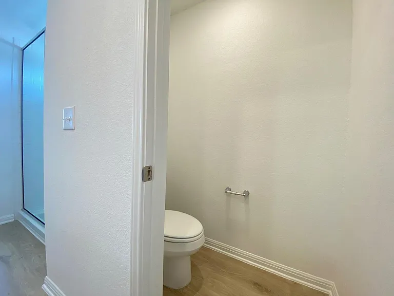 241 Saide St — Photo 22