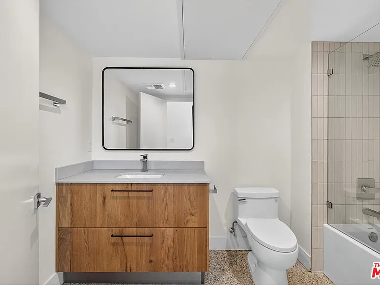 2412 Eads St #2 — Photo 16