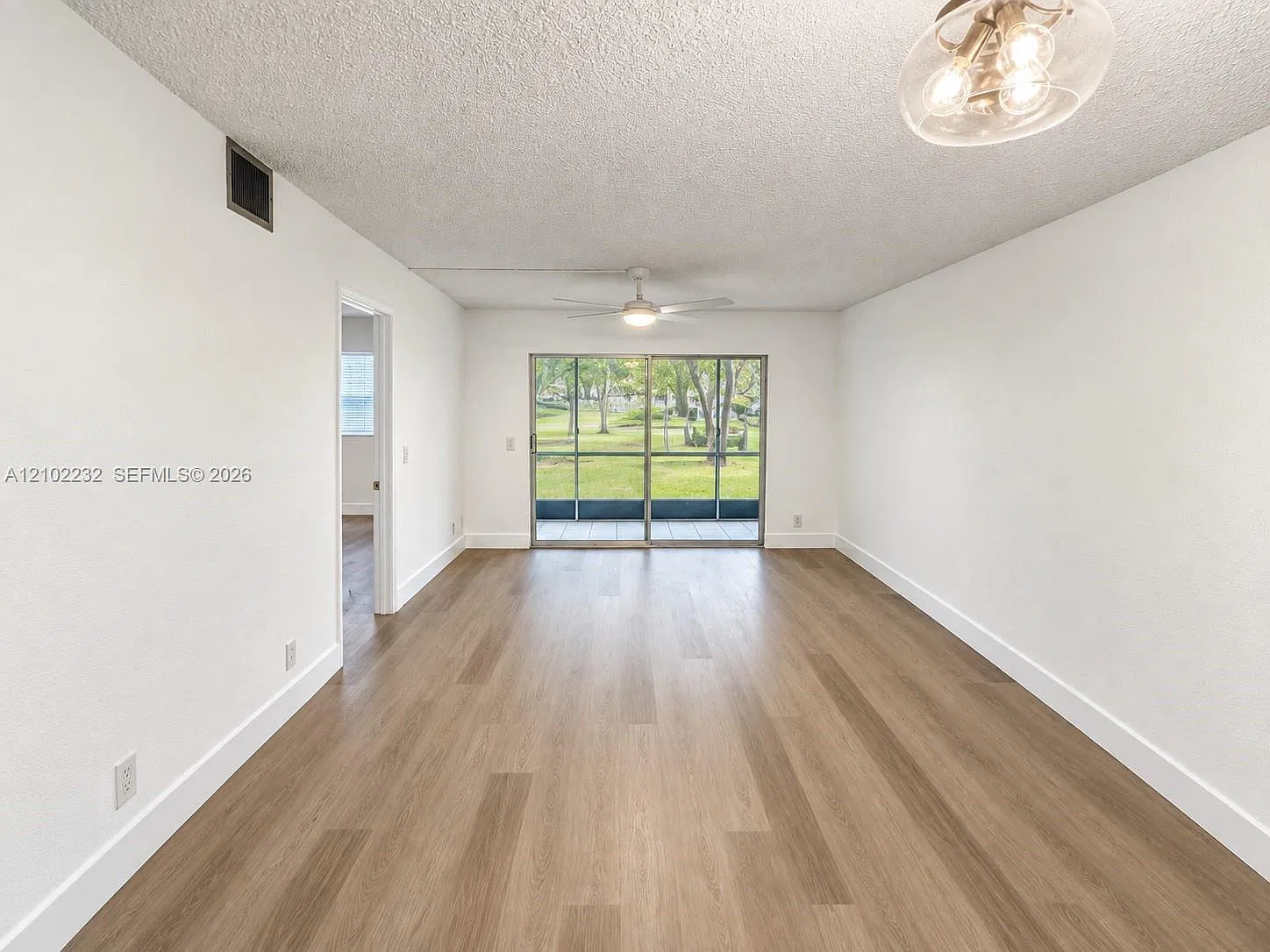 12501 SW 14th St — Photo 1