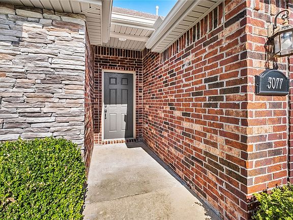 4th image of 3077 N Downs Ave