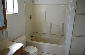 4th image of 819 Berrel Ct