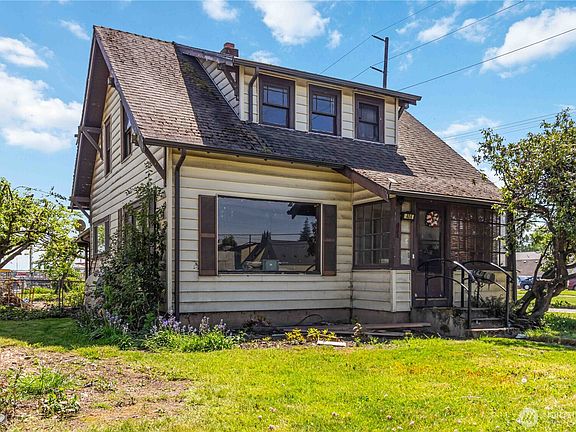 2nd image of 406 15th Avenue