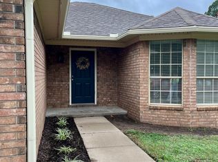 855 Crosspoint Rd, Conway, AR 72034