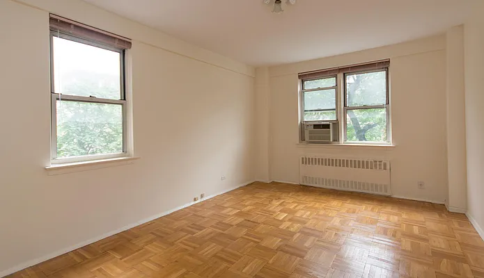 Sold by EZ Premier Realty | media 18