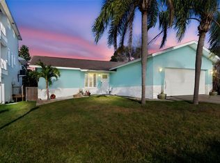 216 176TH AVENUE E, REDINGTON SHORES, FL 33708