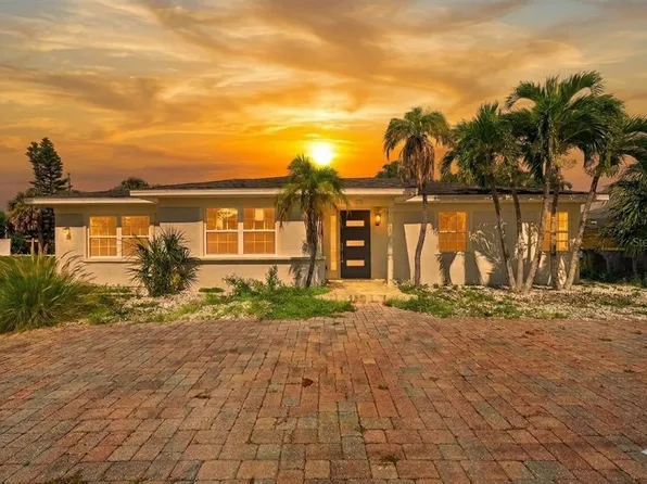 870 NARCISSUS AVENUE, CLEARWATER BEACH, FL 33767