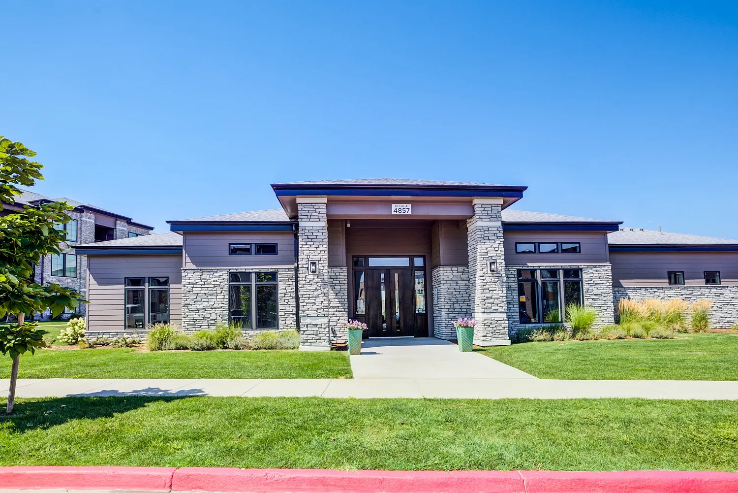 The Reserves at Green Valley Ranch Apartments — Photo 2