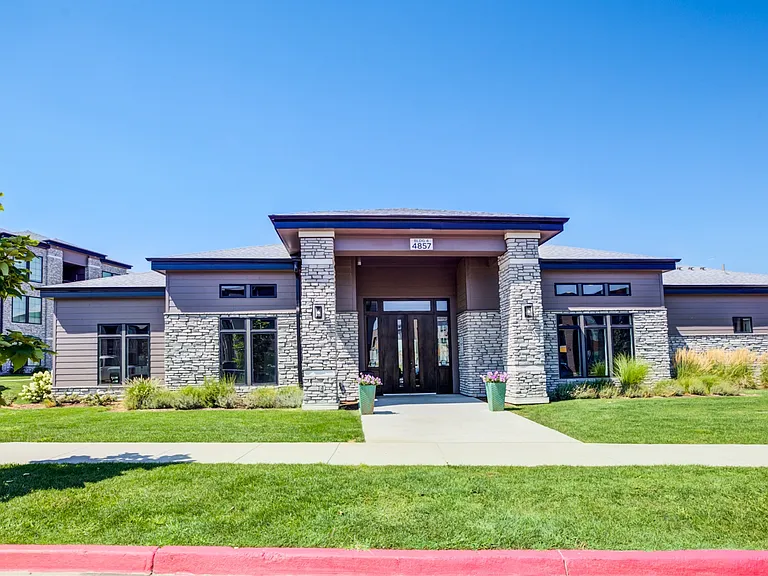 The Reserves at Green Valley Ranch Apartments — Photo 2