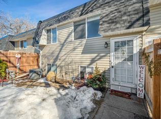 3817 Conroy Trl, Inver Grove Heights, MN 55076