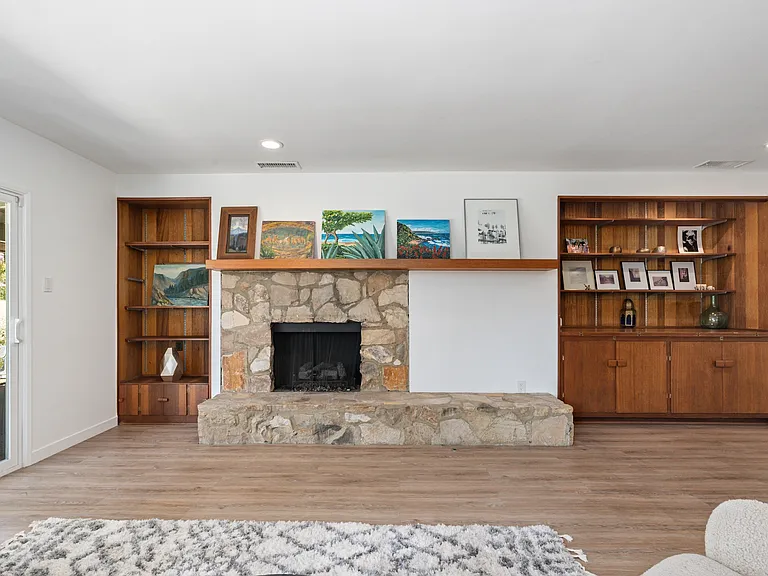 30 Family Room