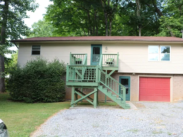 365 Bill Bennett Rd, Johnson City, TN 37604