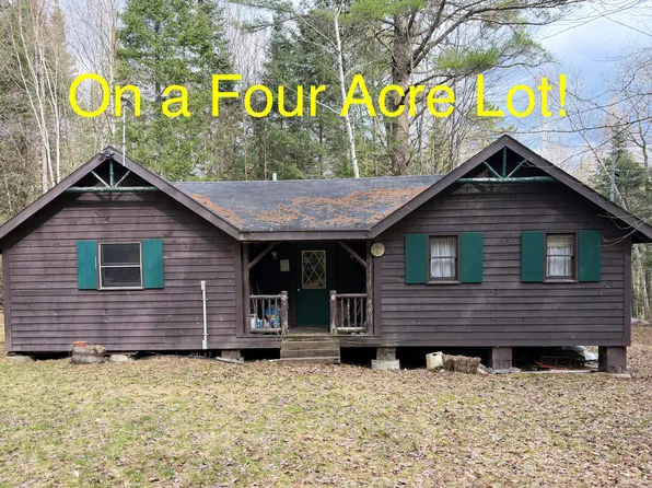 13 Whispering Woods Way, Long Lake, NY 12847