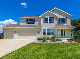2509 Covey Ct, Cedar Falls, IA 50613