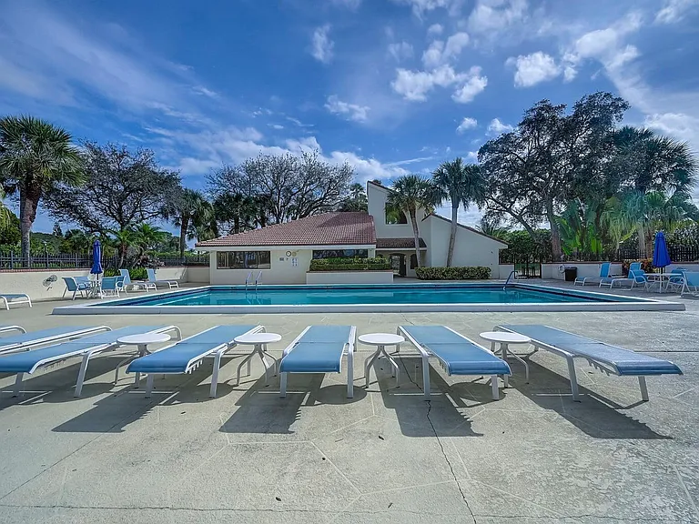 204 Sea Oats Dr #F — Photo 48