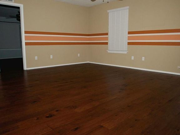 5th image of 3041 Santa Maria Ave