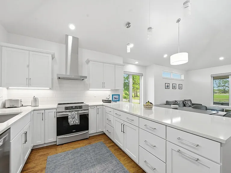 7141 S Quincy Ave #20 — Photo 4