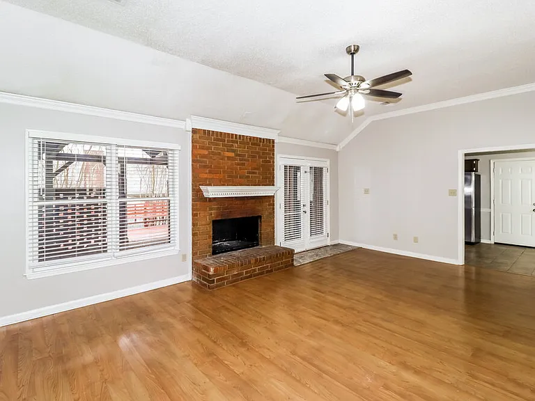 4800 Harvest Knoll Cv S — Photo 4