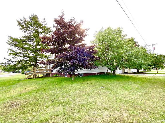 2nd image of 5667 1st Ave N