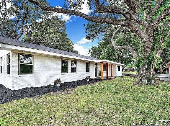 4th image of 2804 AVENUE G