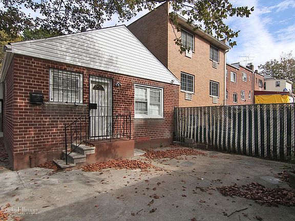 4th image of 4232 Murdock Ave