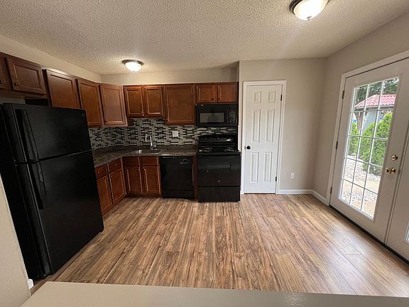 2nd image of 10064 Squire Meadows Dr APT 4